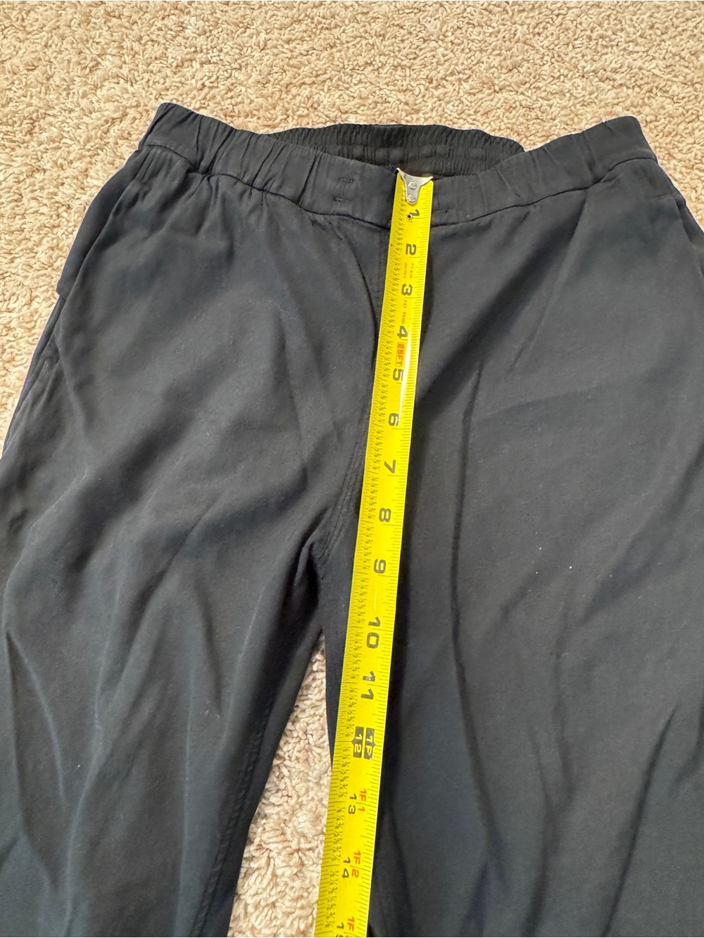 lululemon athletica Women's Black Nylon Jogger Pants Drawstring Cuffed Size 4 - Picture 16 of 16